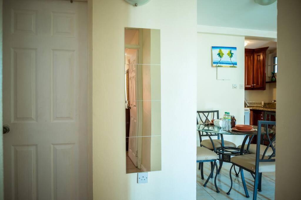 Cozy Apartment W/Ocean View, Pool & Beach Access Montego Bay Buitenkant foto